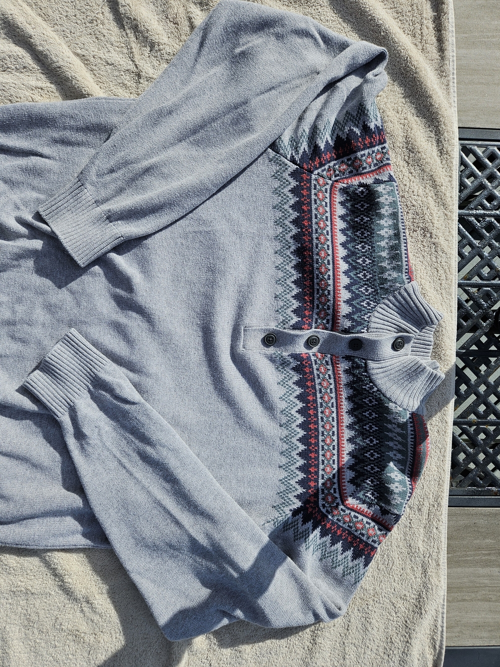 Izod Light Gray Fair Isle Zip-Style Mock Neck Sweater with Navy and Red Accents